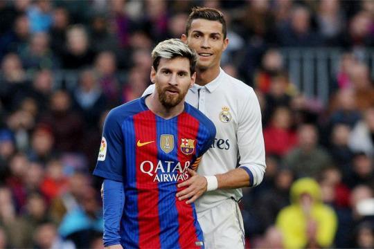 詹姆斯晒与布朗尼打高尔夫：与儿子共度美好时光如今尤为珍贵（詹姆斯分享与布朗尼同场挥杆：当下与儿子相伴格外珍贵）