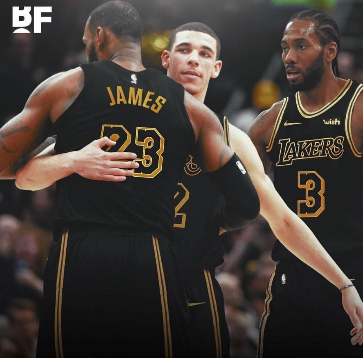 德劳伦蒂斯：现在取得的成就比肩马拉多纳？没有人能达到他的高度（德劳伦蒂斯：当下成绩能否比肩马拉多纳？他的高度无人可及）