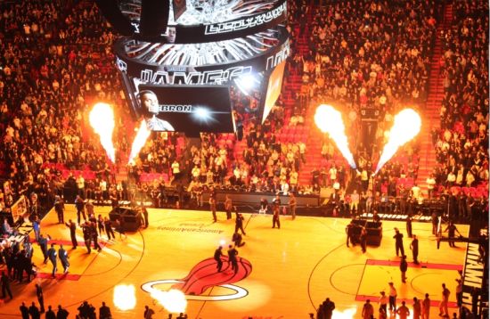 穆帅：我们发现的问题阿贾克斯都发现了，他们会变得更强（穆帅：阿贾克斯也洞悉这些问题，他们会变得更强大）