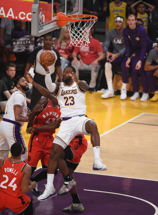 本泽马：我和C罗无需向外界展示什么；回皇马？完全有可能（本泽马：我与C罗无需对外证明任何事；重返皇马？并非没有可能）