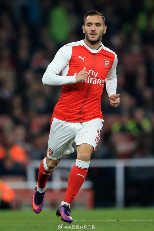 图片报：勒沃库森遭遇多次意外事件，到达曼市时已延误数小时（图片报：勒沃库森旅途波折不断，抵达曼市延误数小时）