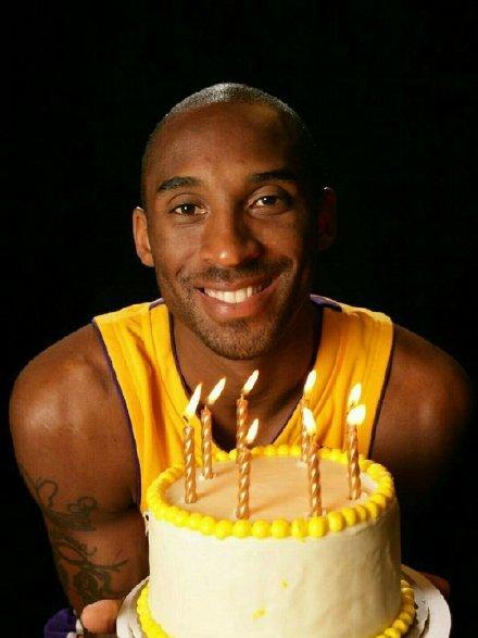 斯基拉：麦克托米奈在夏窗拒绝了沙特的巨额报价（斯基拉：今夏麦克托米奈拒绝沙特天价合同）