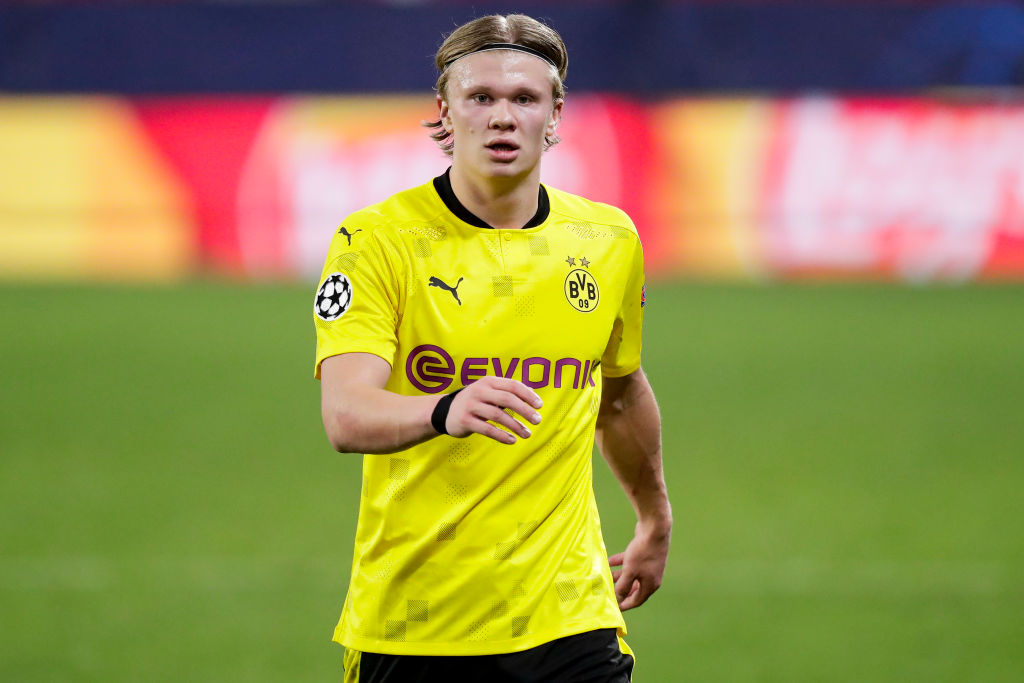 中超最佳进球候选（禁区内）：倒钩凌空脚后跟，谁是你心中的最佳进球？（中超禁区内精彩进球评选：倒钩、凌空、脚后跟，你最看好哪一球？）