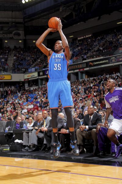 小基恩：依然对佛罗伦萨充满信心；哲科是领袖也是学习的榜样（小基恩：对佛罗伦萨信心不减，哲科既是领袖亦是楷模）