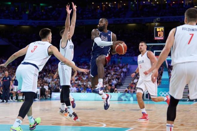 防文班防到底！卡鲁索拿11分4前场板3助3断&正负值+22 失压哨补篮（卡鲁索铁锁文班：11分4前场板3助3断，正负值+22，压哨补篮憾失）