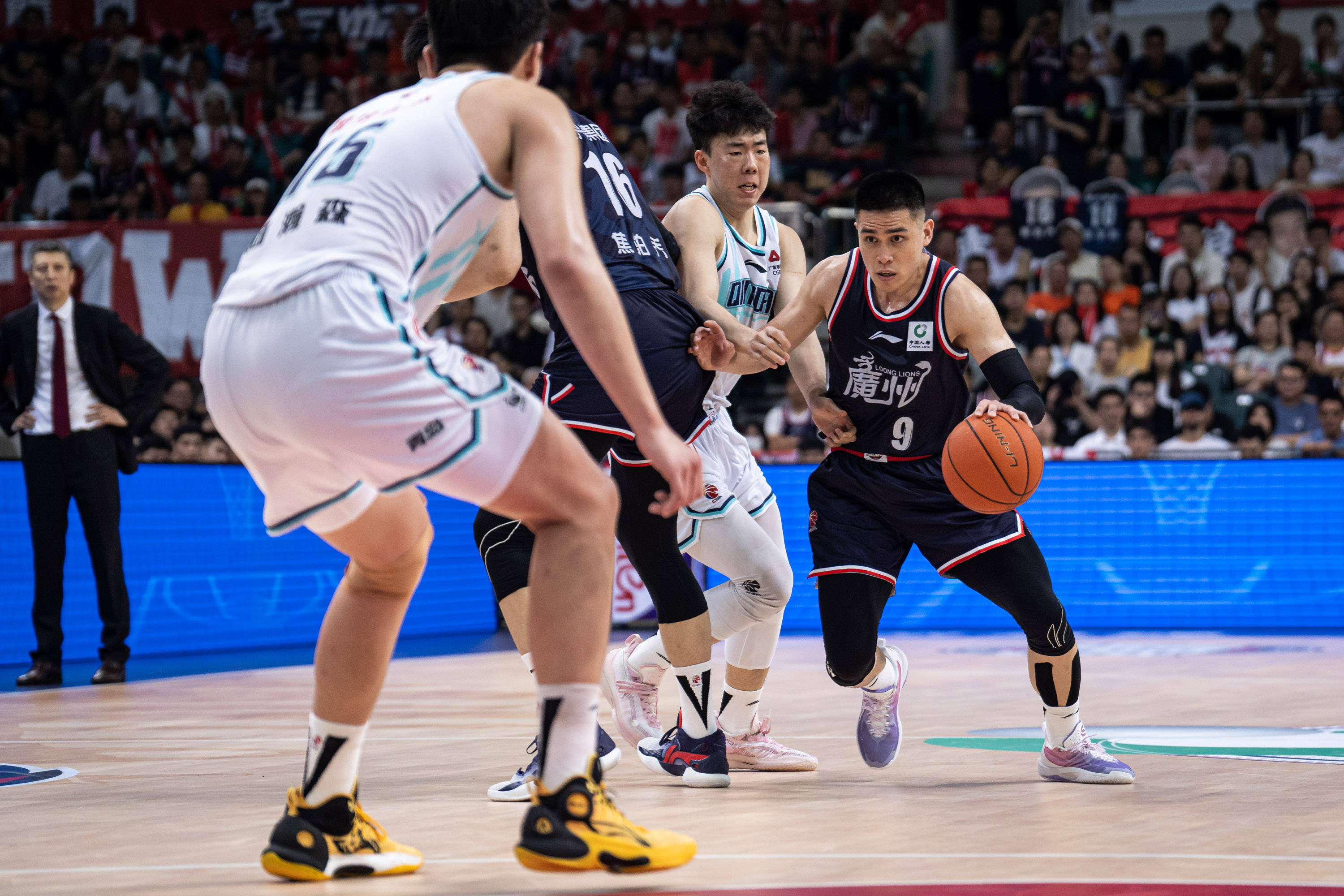 苏超扬州队开启选拔，最小球员16岁，还有曾在南京效力的苗明（苏超扬州队启动选拔：16岁小将登场，前南京球员苗明在列）