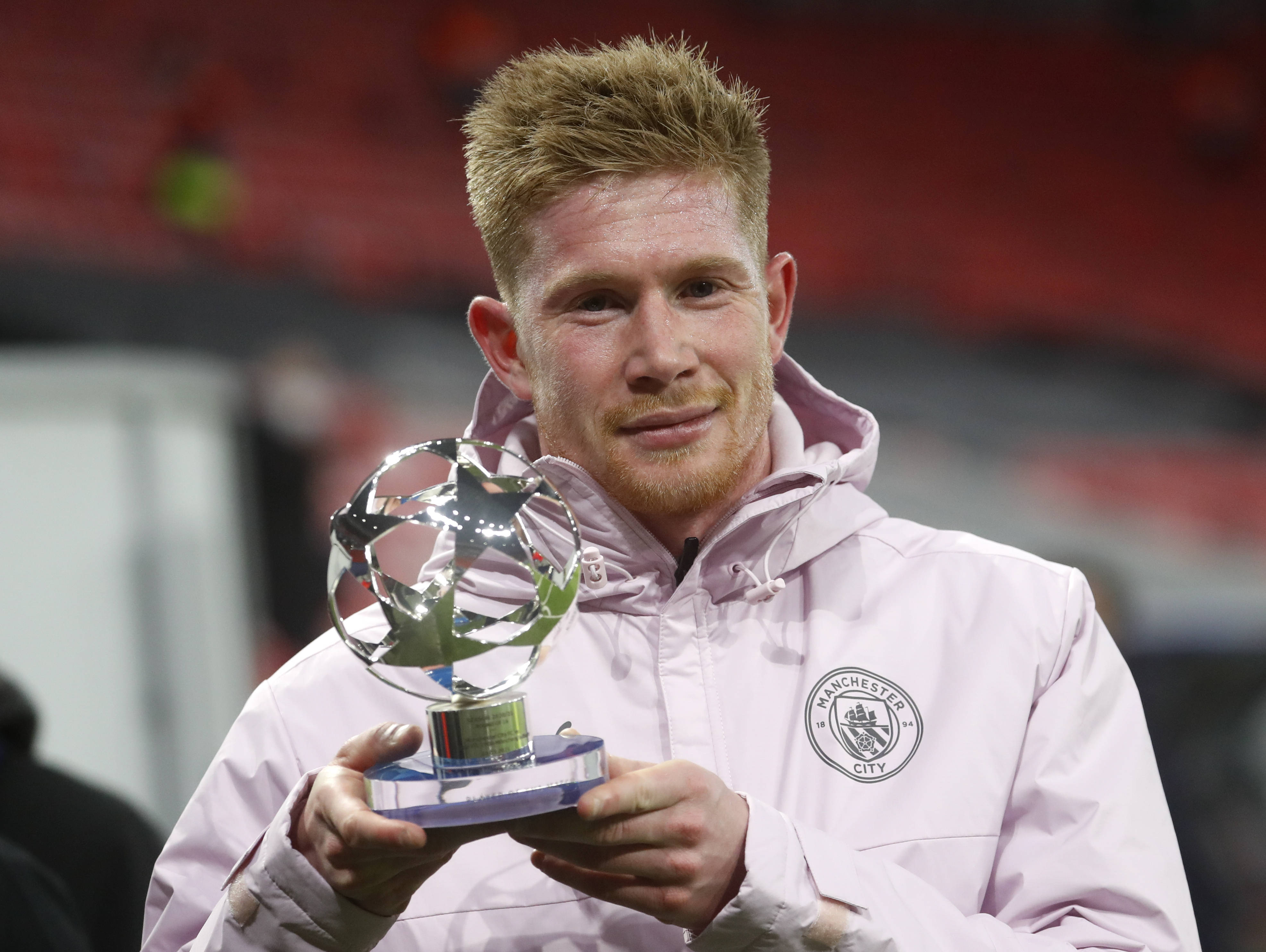 奥尔莫谈俱乐部与西足协争议：没感受到，巴萨总是备受关注（奥尔莫谈俱乐部与西足协风波：称未察觉争议，巴萨始终是焦点）