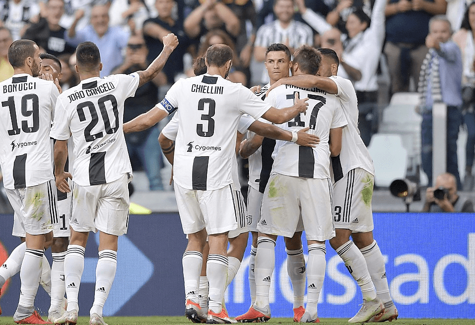 交易市场香饽饽！墨菲抢断反击 拉杆对抗防守上篮打成2+1（交易市场炙手可热！墨菲断球快攻拉杆抗防上篮打成2+1）