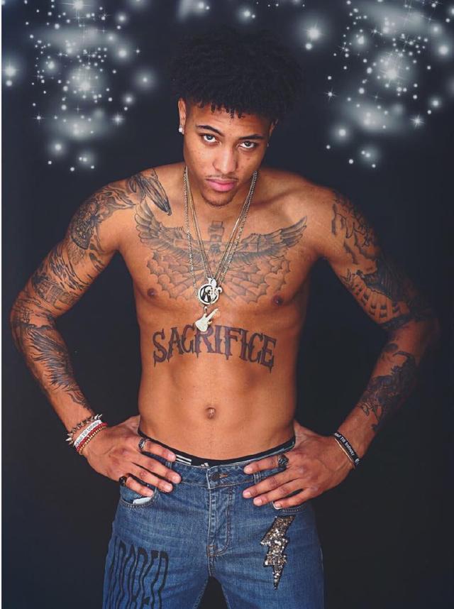 裤袜：巴萨上赛季赢德比后也不太尊重我们；亚马尔让比赛升温（裤袜：巴萨上季德比取胜后仍欠尊重；亚马尔点燃比赛火药味）