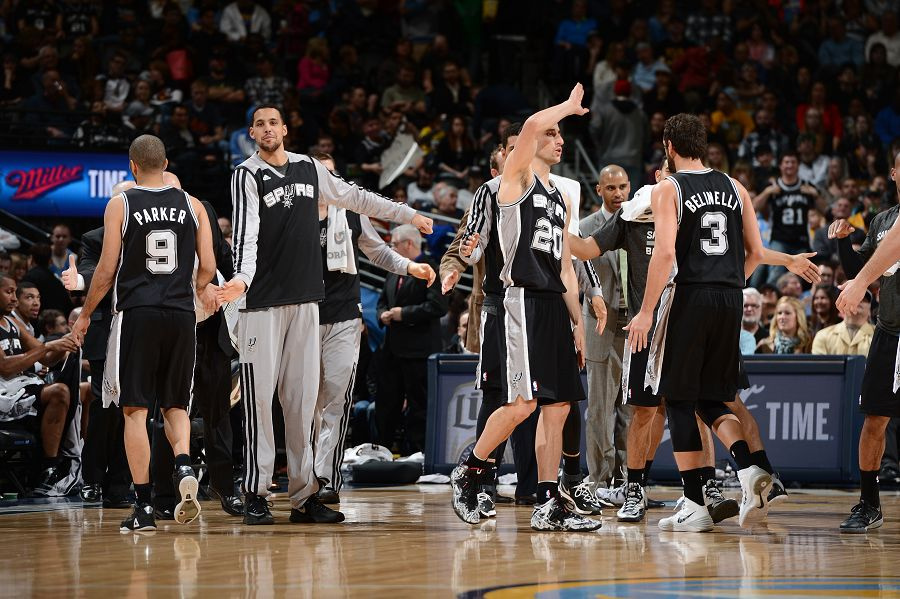 曼联本赛季3位主帅战绩 范尼成绩最好阿莫林最烂（曼联本季三帅战绩盘点：范尼最佳，阿莫林垫底）