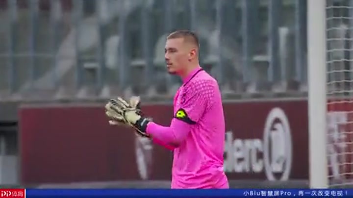 爱德华兹第三节7中5轰13分，带领森林狼追平比分（爱德华兹第三节7投5中砍13分，助森林狼扳平比分）